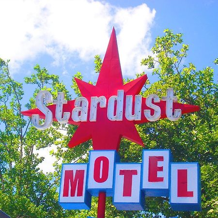 スターダスト モーテル レディング エクステリア 写真